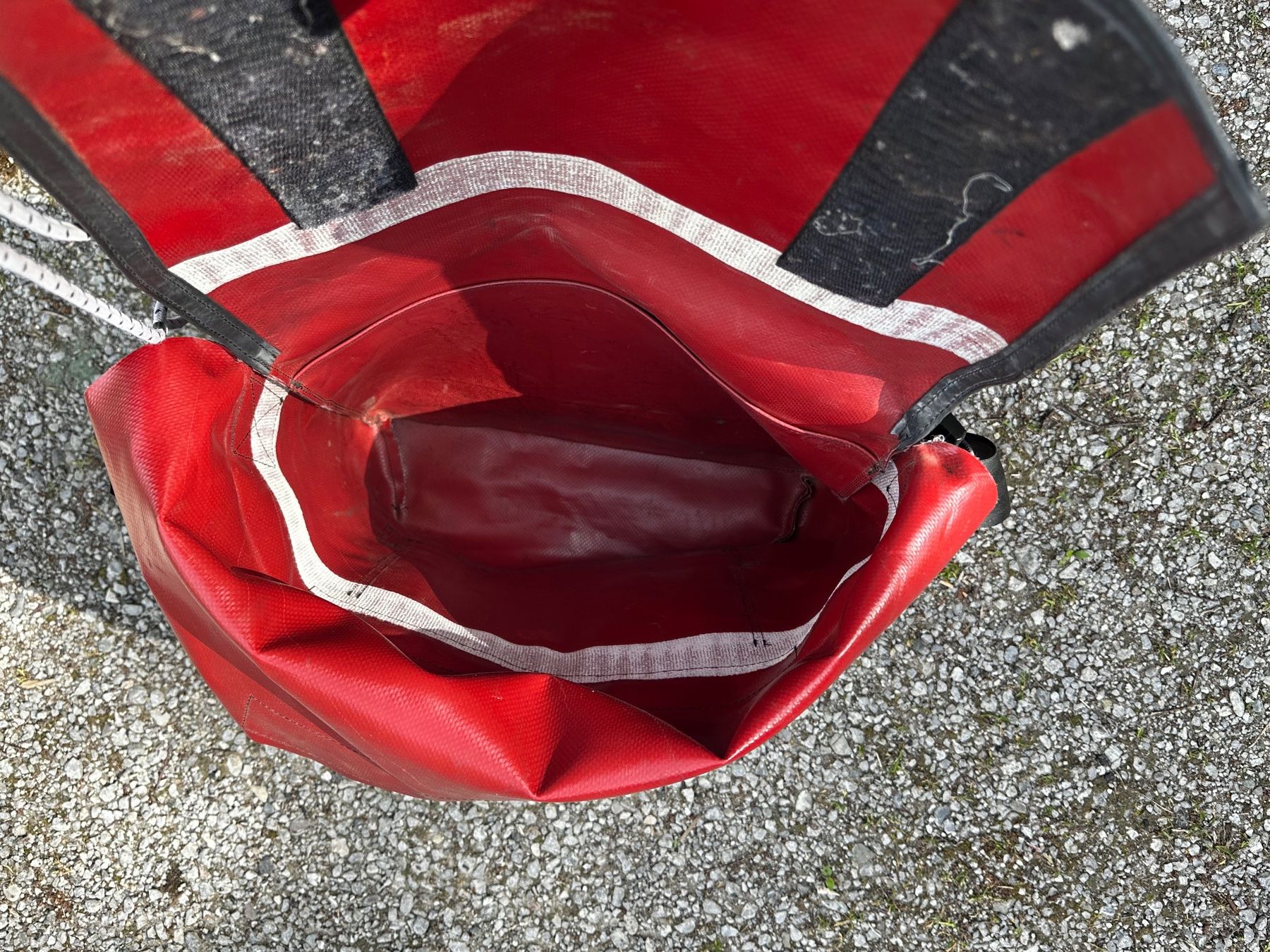 Freitag Sonstige Kleidung & Accessoires: Sac Freitag rouge bordeaux – Gebraucht aus Grossaffoltern von BerigerHandwerk 5