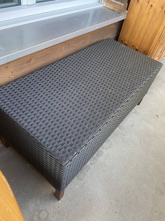 Tische: Gartentisch Beilagen Tisch nebentisch grau braun  – Gebraucht aus Gunten von elk_5hw6 1