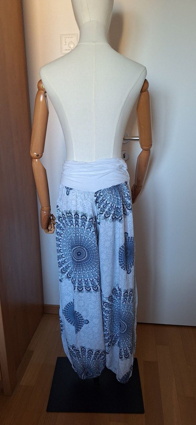 Pantaloni: pantalon d'été – Nuovo e nell'imballaggio originale da Lussery-Villars venduto da pousinete02 1