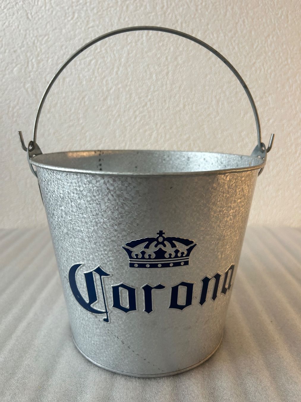 Sonstiges für Haushalt & Wohnen: Corona Eimer – Gebraucht aus La Chaux-de-Fonds von jacq_LaTsch0 2