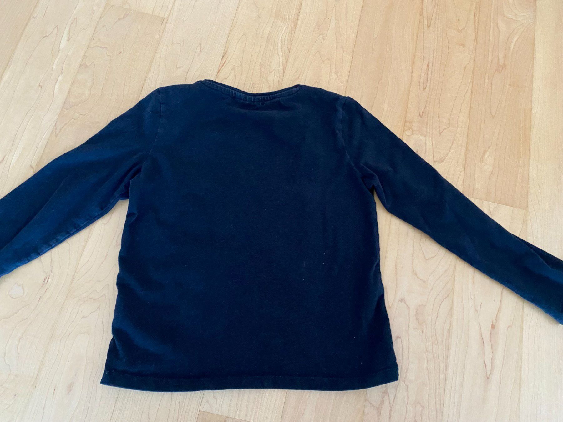 Disney Camicette, T-shirt & Top: Hemd Mini Mouse schwarz Disney Gr. 134 – Usato da Flawil venduto da savoypremium 2