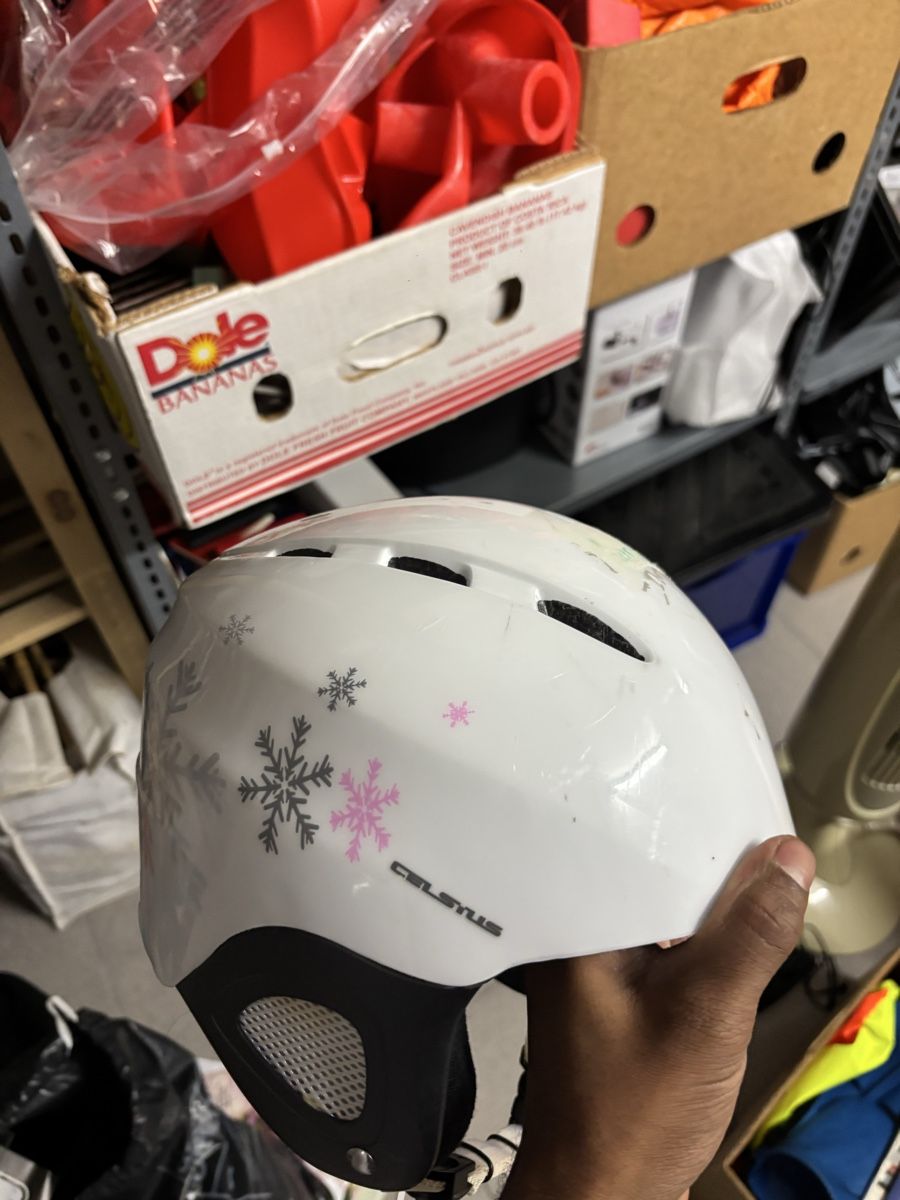 Uvex Caschi: Skihelm Mädchen 10-15 Jahre alt. – Usato da Bargen BE venduto da Thi_hp9t 1