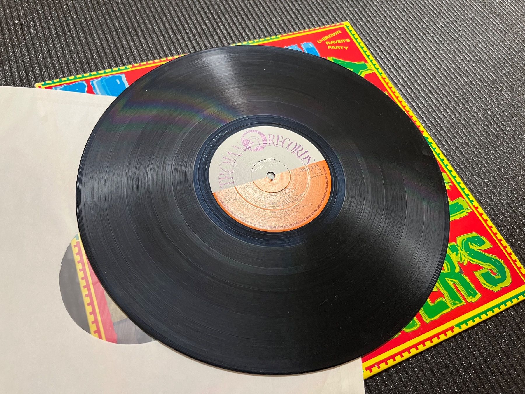 Schallplatten: U-Brown Raver's Party – Gebraucht aus Olten von Xtra 2