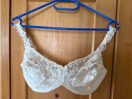 WARNER'S  BH  Gr. 80DD   Farbe weiss