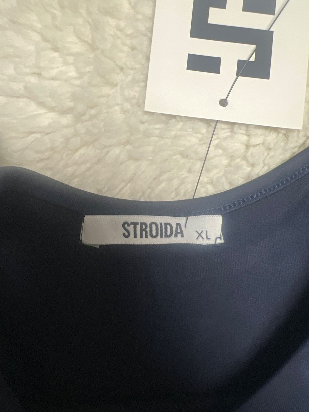 Tops: Brassière sport , neuve, taille XL – Neu und originalverpackt aus Chenens von anasantos90 1