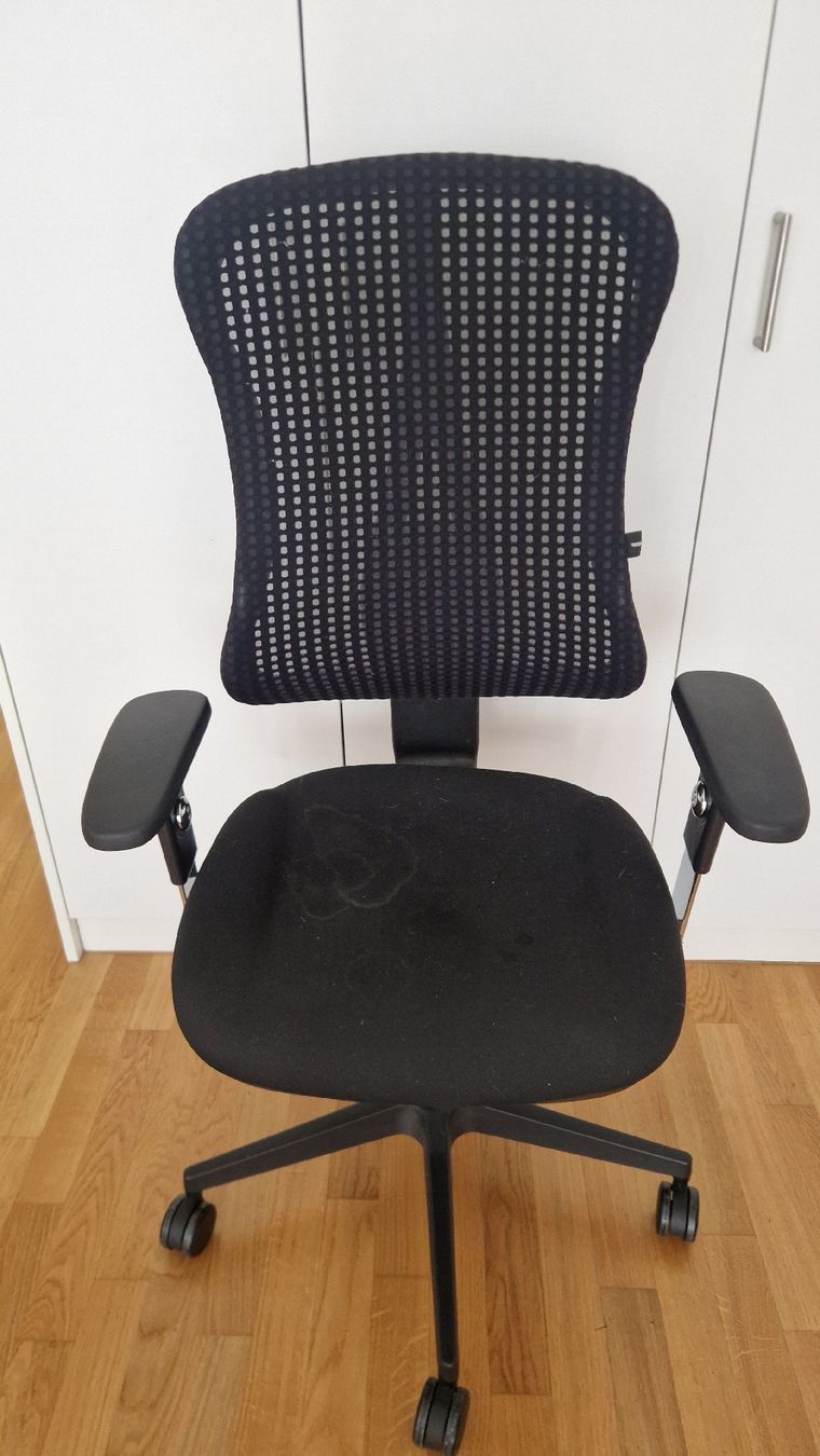 Sedie: Chaise de bureau noire confortable – Usato da Biel/Bienne venduto da Boozook
