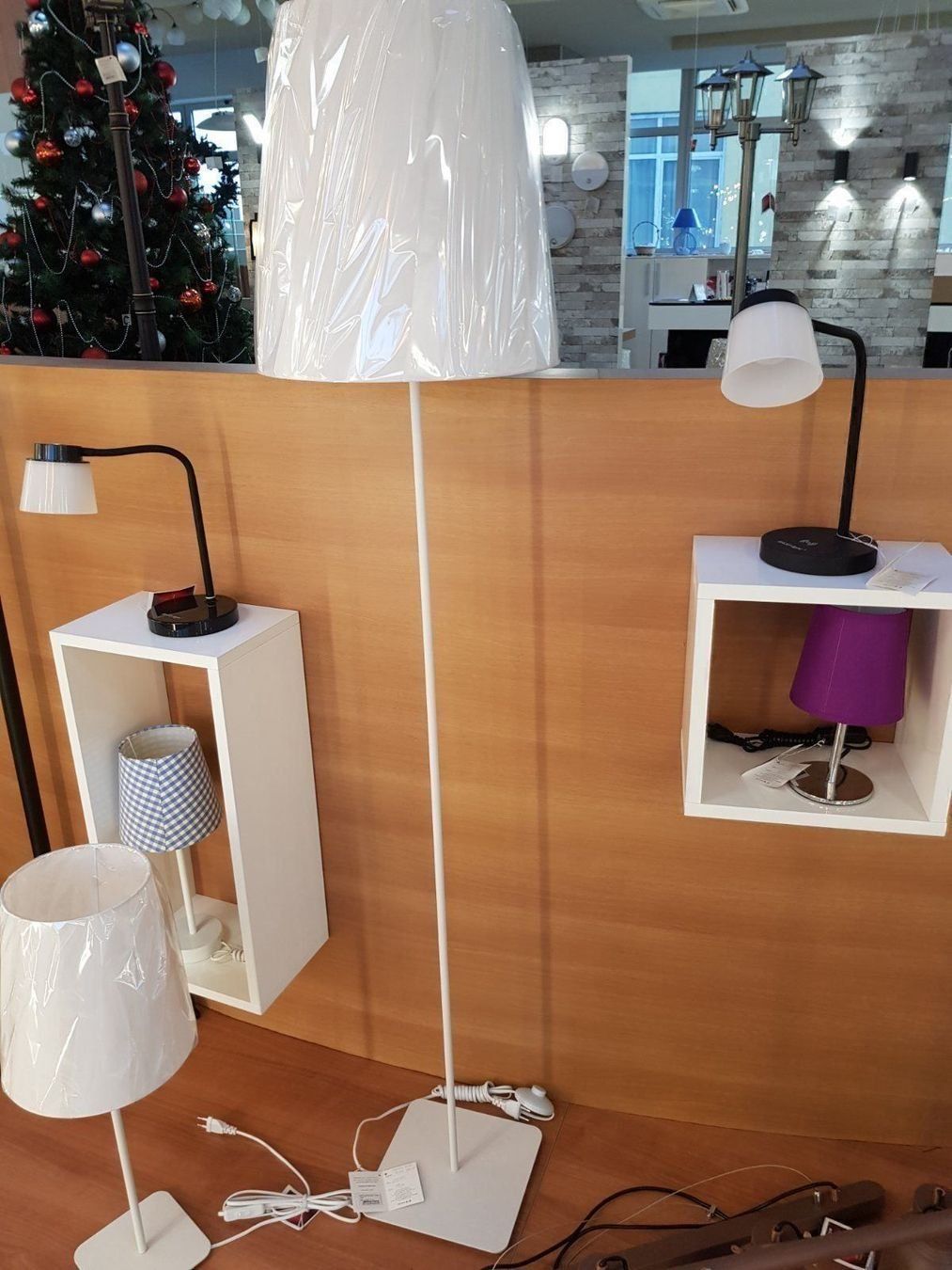 Lampen: Ermes Tischlampe Weiss – Neu und originalverpackt aus Lachen SZ von ANDDUS-MASSLIGHT 1