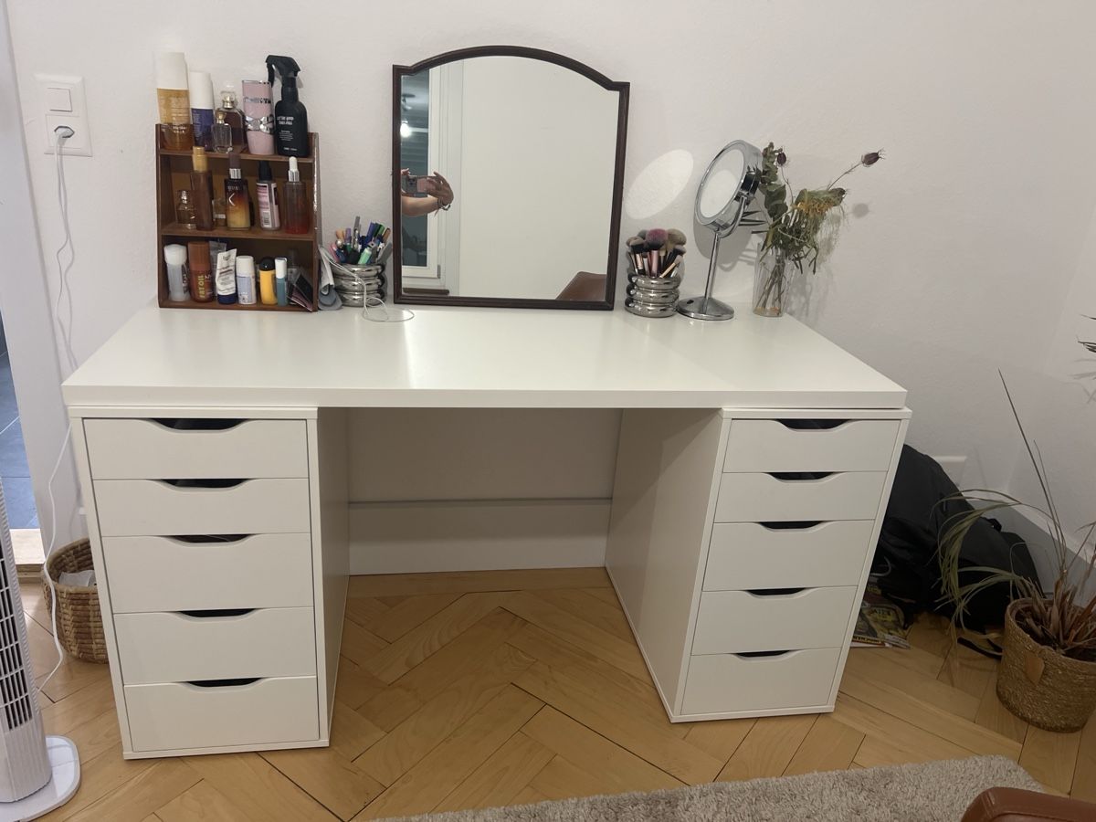 Scrivanie: IKEA Pult, weiss – Usato da Bern venduto da sar_pnn6