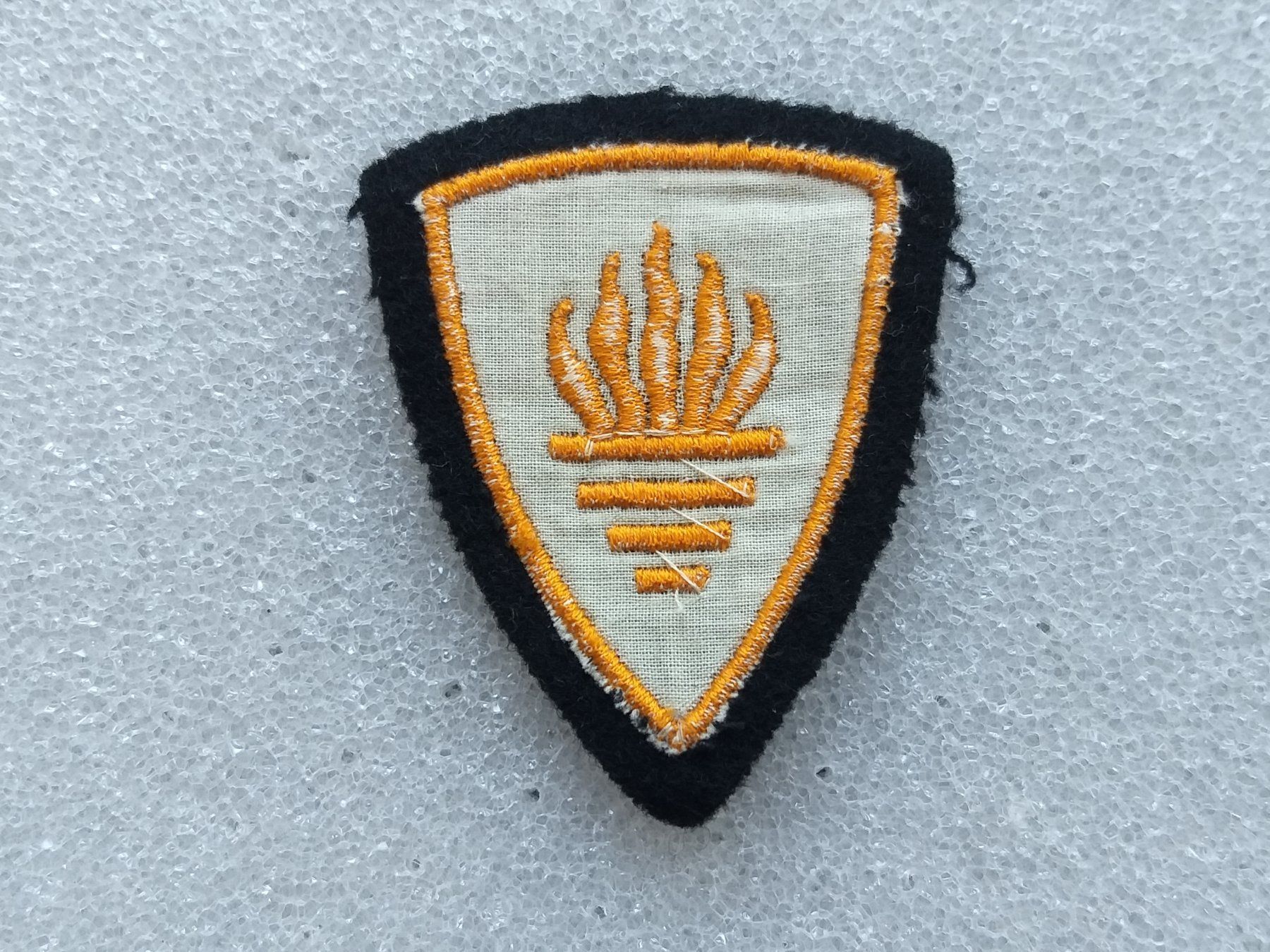 Placchette & Badge: Funktionsabzeichen Flammenwerfer Ord. 72 – Usato da Bauma venduto da SwissMilitaria 1