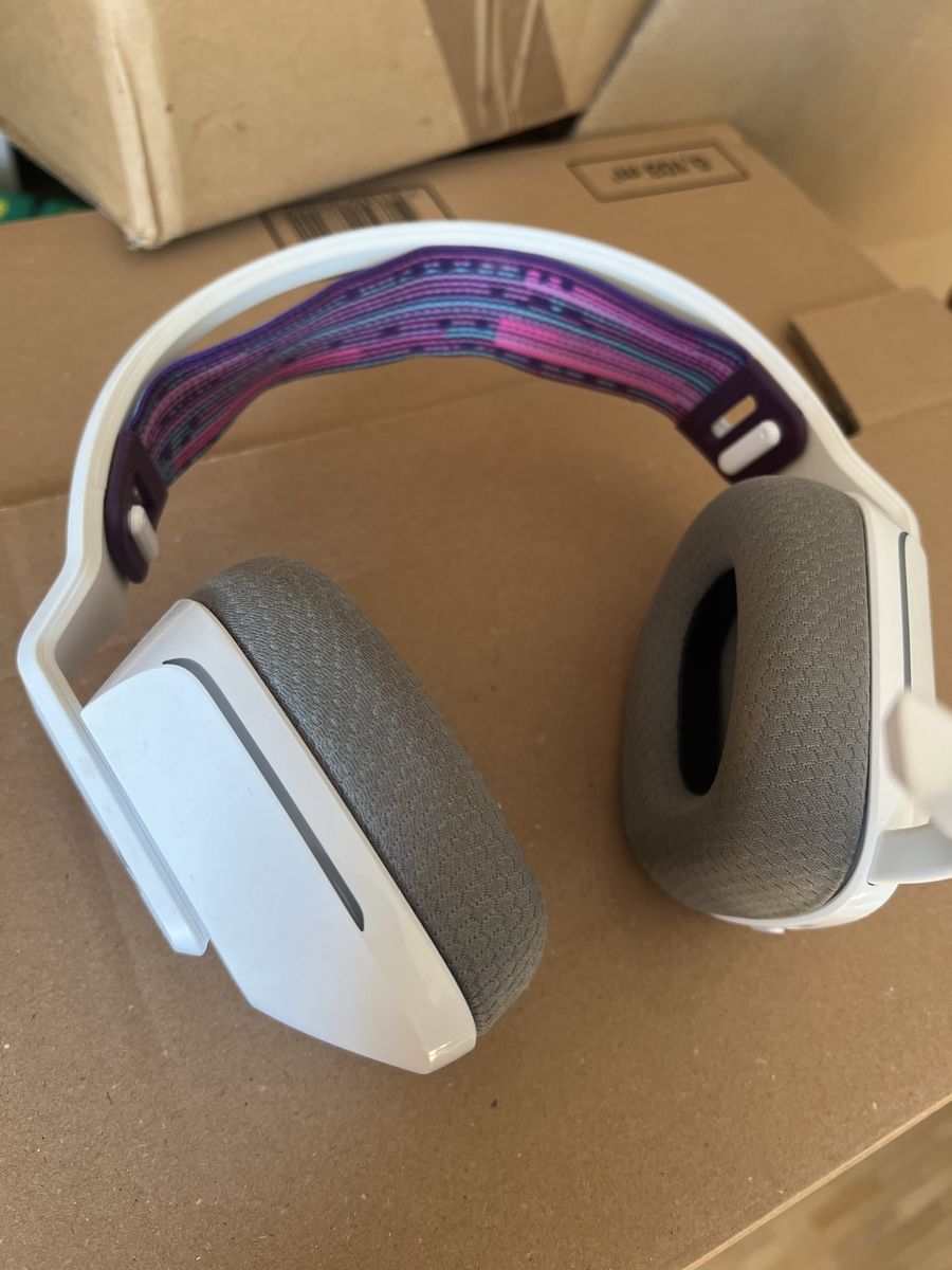 Logitech Cuffie: Logitech G733 Wireless Gaming Headset White used – Usato da Bern venduto da pnlmc2325 2