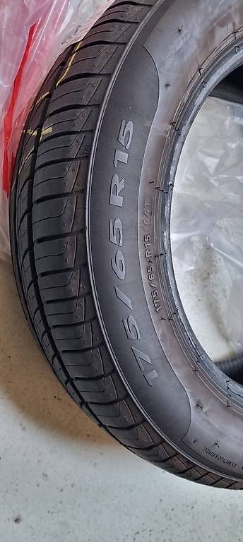 Altro in Scrittura & Disegno: Vendo 4 gomme estive 175/65 15  – Usato da Cadro venduto da kei_h52z 3