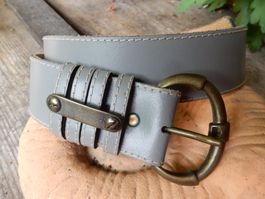 Gürtel    mittelgrau    LEDER    Grösse 70      NEU
