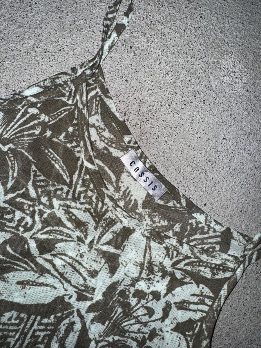 Top: vintage cassis y2k top flowers – Usato da Oberhofen Thun'see venduto da 61archive 3