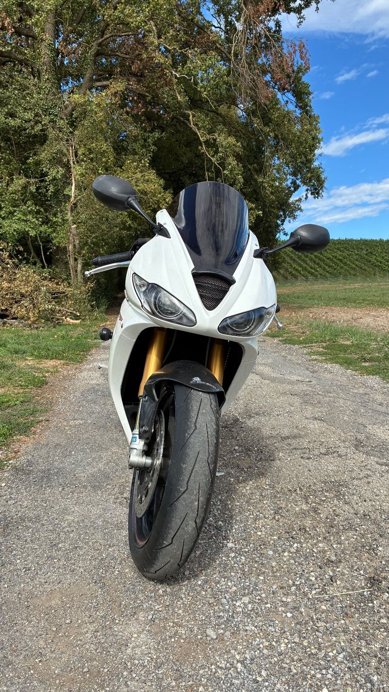 Triumph Strada: Triumph Daytona 675 R de 2012 – Usato da Genève venduto da beh_d27l 3