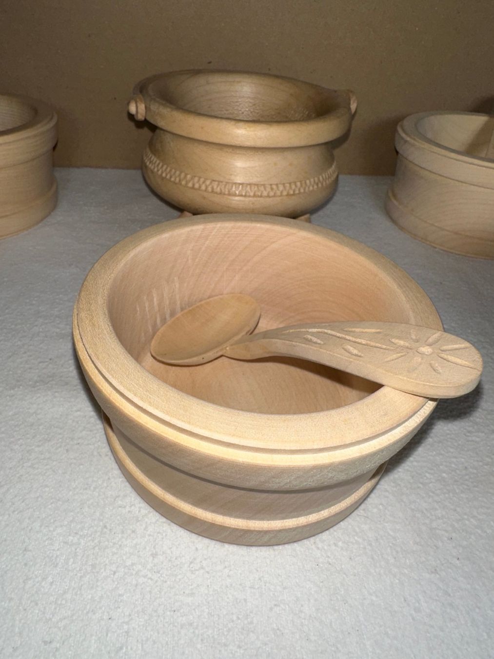 Set di piatti: Bac à crème avec 5 godets en bois – Usato da Ste-Croix venduto da BuffetSC 4