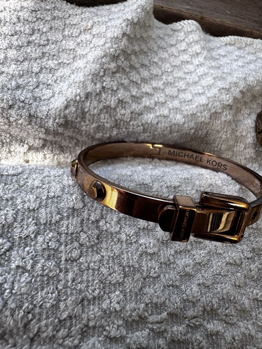 Michael Kors Bracelets: Michael Kors Armreifset – D'occasion à Emmenbrücke par j_16 6