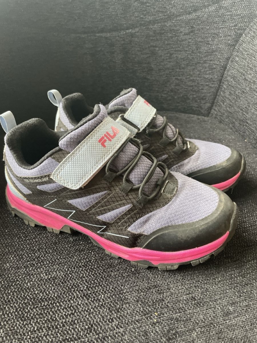 Fila Scarpe per ragazze: Fila Outdoor – Usato da Heiligenschwendi venduto da Mike73 1