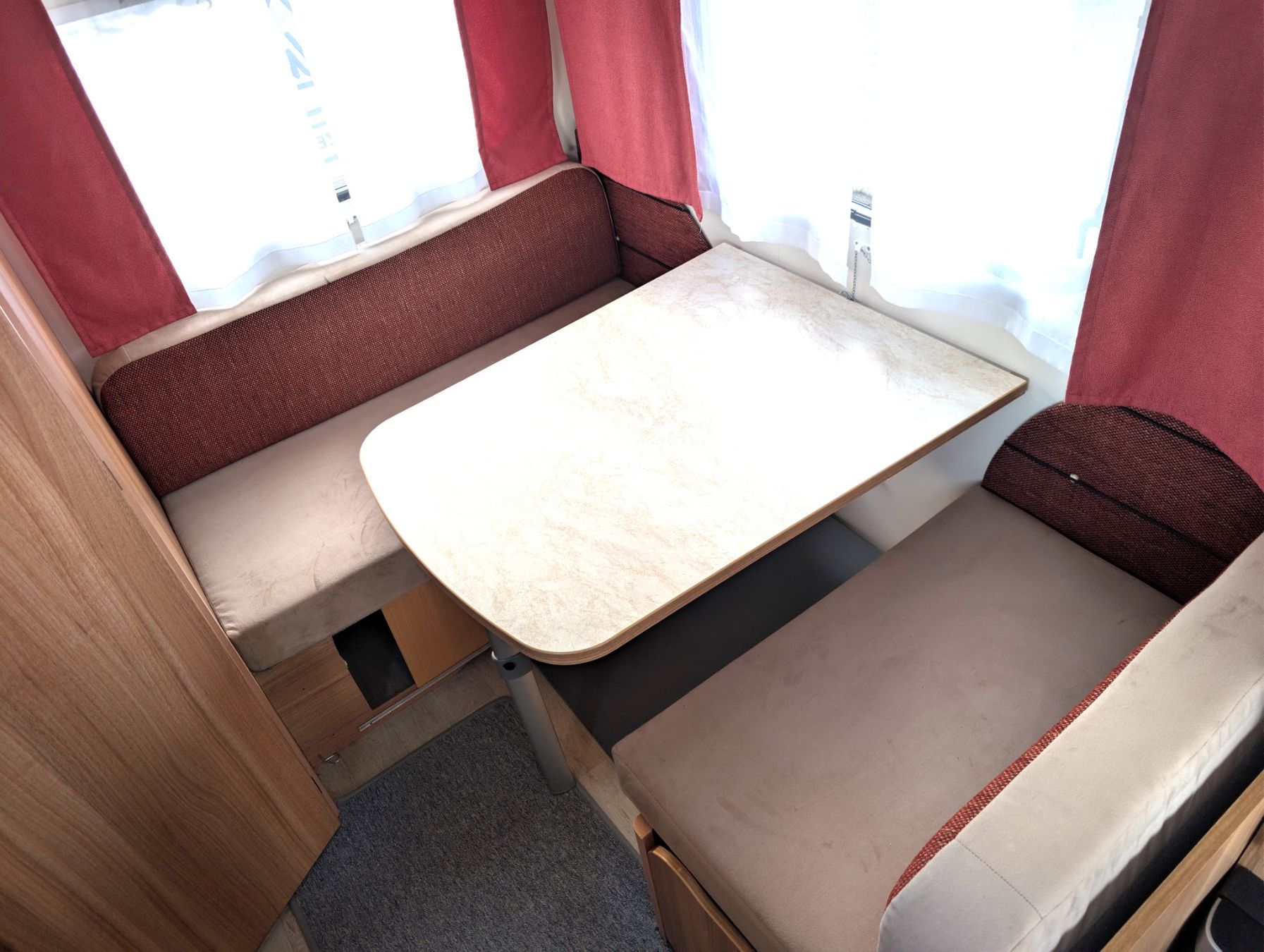 Rimorchi: Wohnwagen Caravelair Antares – Usato da Winterthur venduto da MCW 6