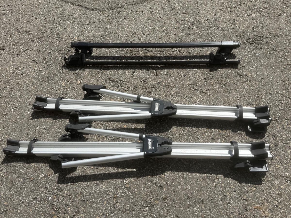 Thule Barres de toit: Porte vélos – D'occasion à Le Locle par Tibou60