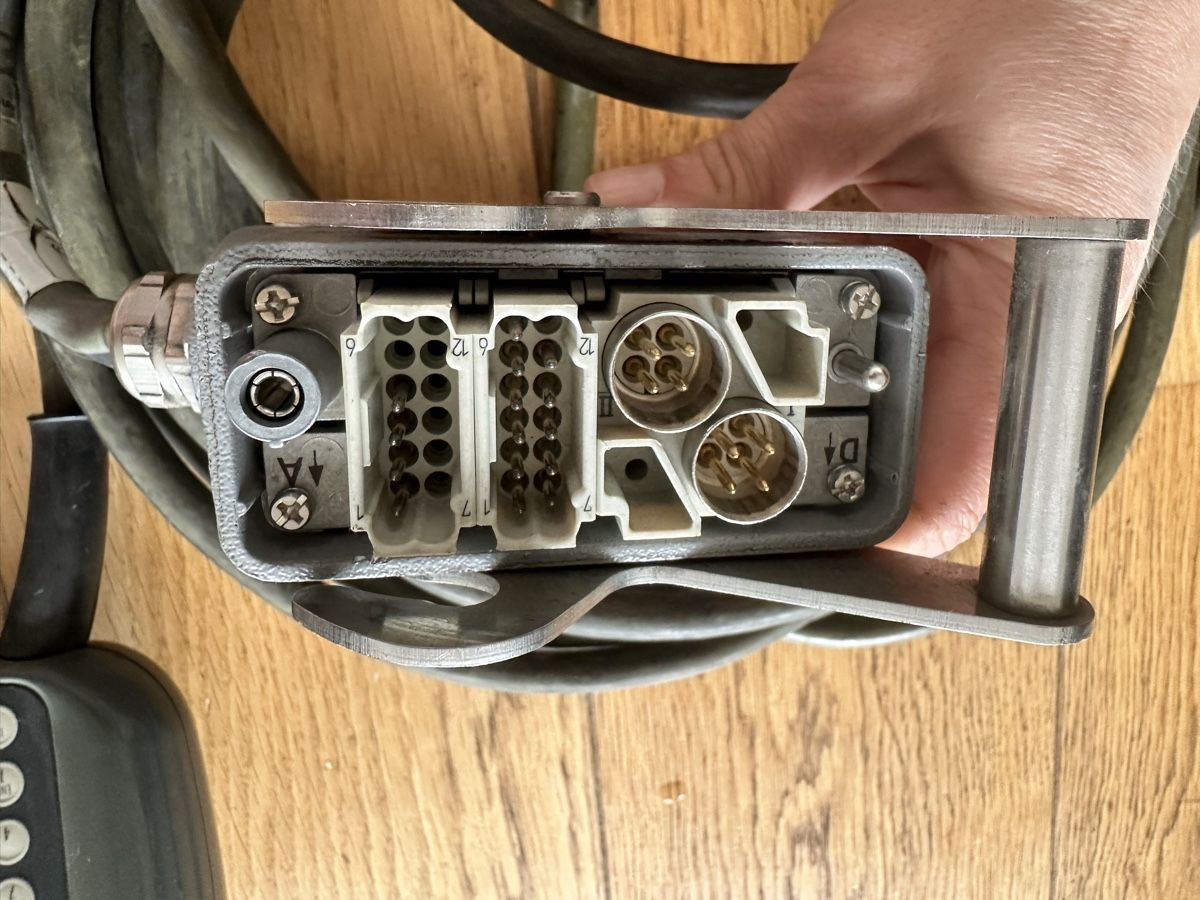 Fotocamera: KUKA KCP KR C1 Teach Pendant KRC1 Handprogrammiergerät – Usato da Nebikon venduto da schnischna80 6