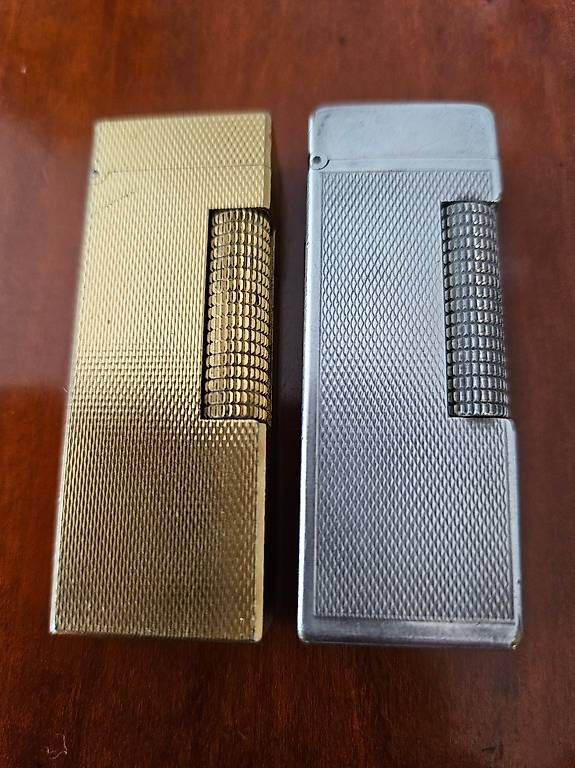 Feuerzeuge: 2 Vintage-Dunhill-Feuerzeug. – Gebraucht aus Morcote von Edithrose