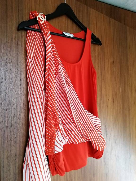 Max Mara Top: Sommertop von Max Mara – Usato da Rheinfelden venduto da Illy84