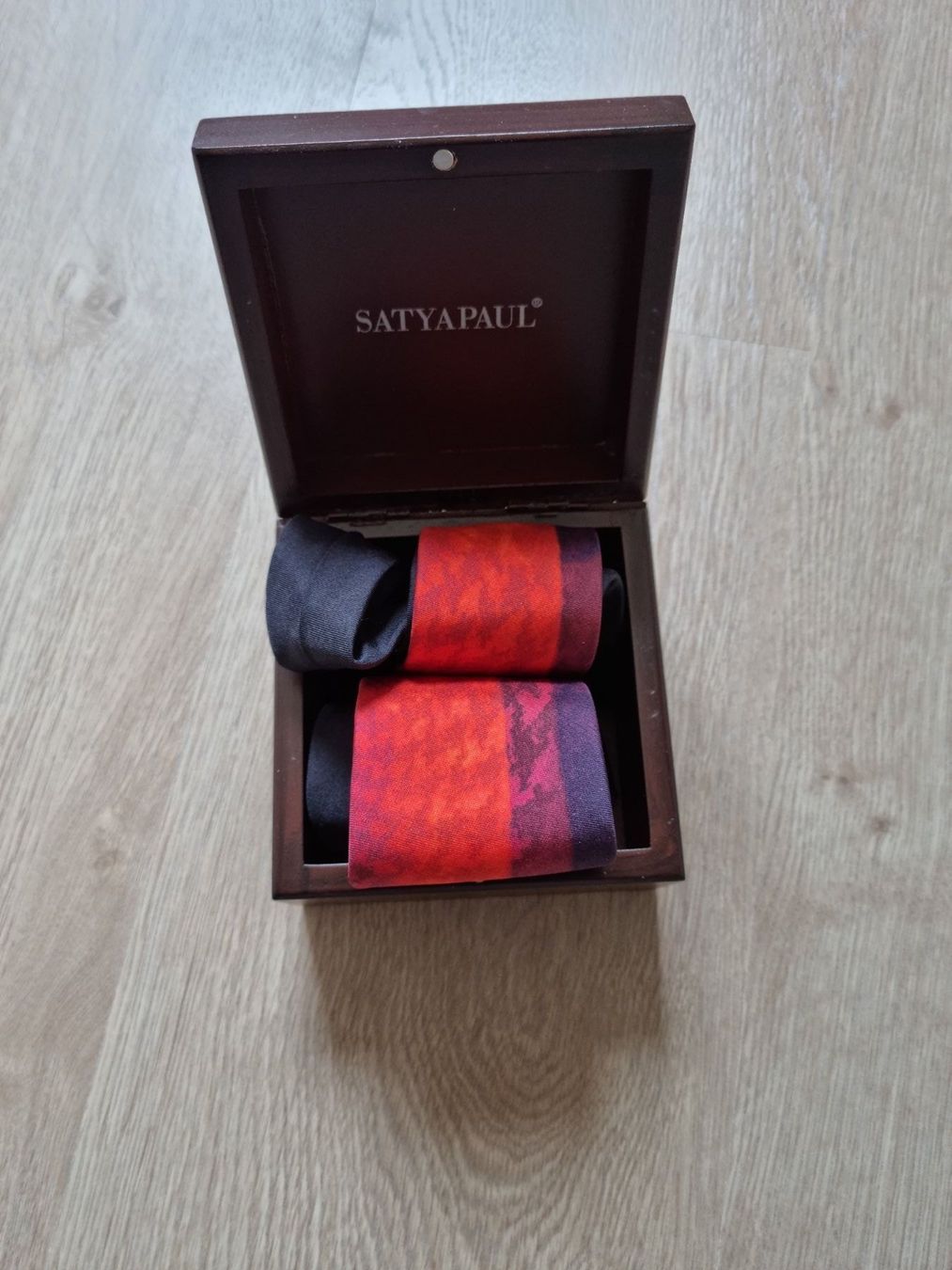 Cravatte: Designer neck tie – Nuovo (secondo la descrizione) da Le Locle venduto da vri_c59x 1