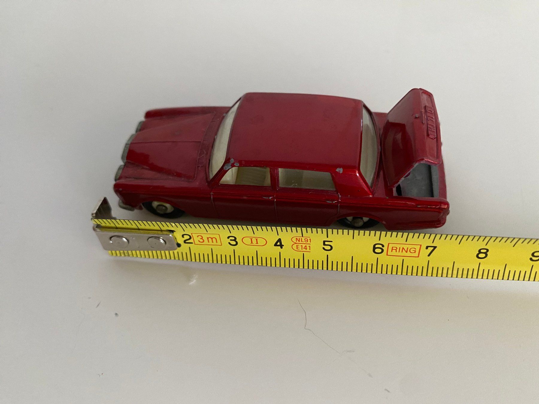Matchbox Modellini d'auto: Matchbox Lesney England Nr 24 Rolls Royce Silver Shadow 95 – Usato da Stäfa venduto da thebrand 6