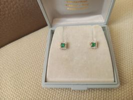 Exclusive Ohrstecker mit Smaragd und Brillanten