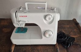 SINGER Nähmaschine Modell 8280