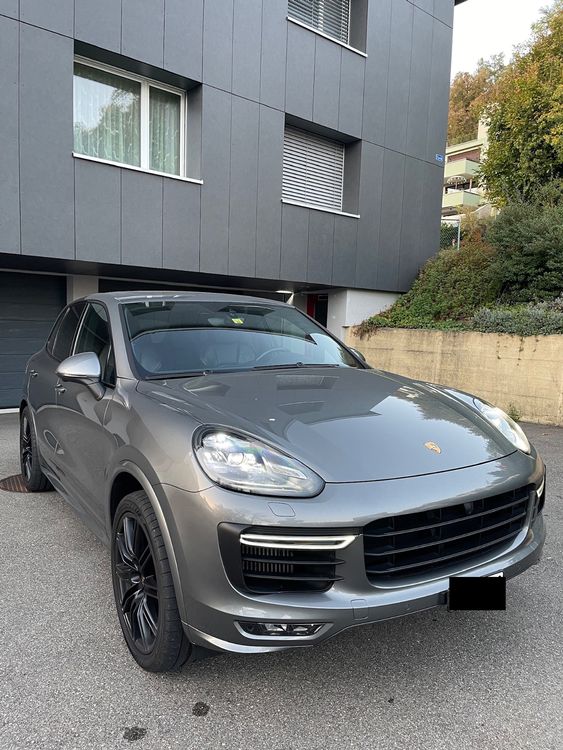 Porsche Cayenne GTS