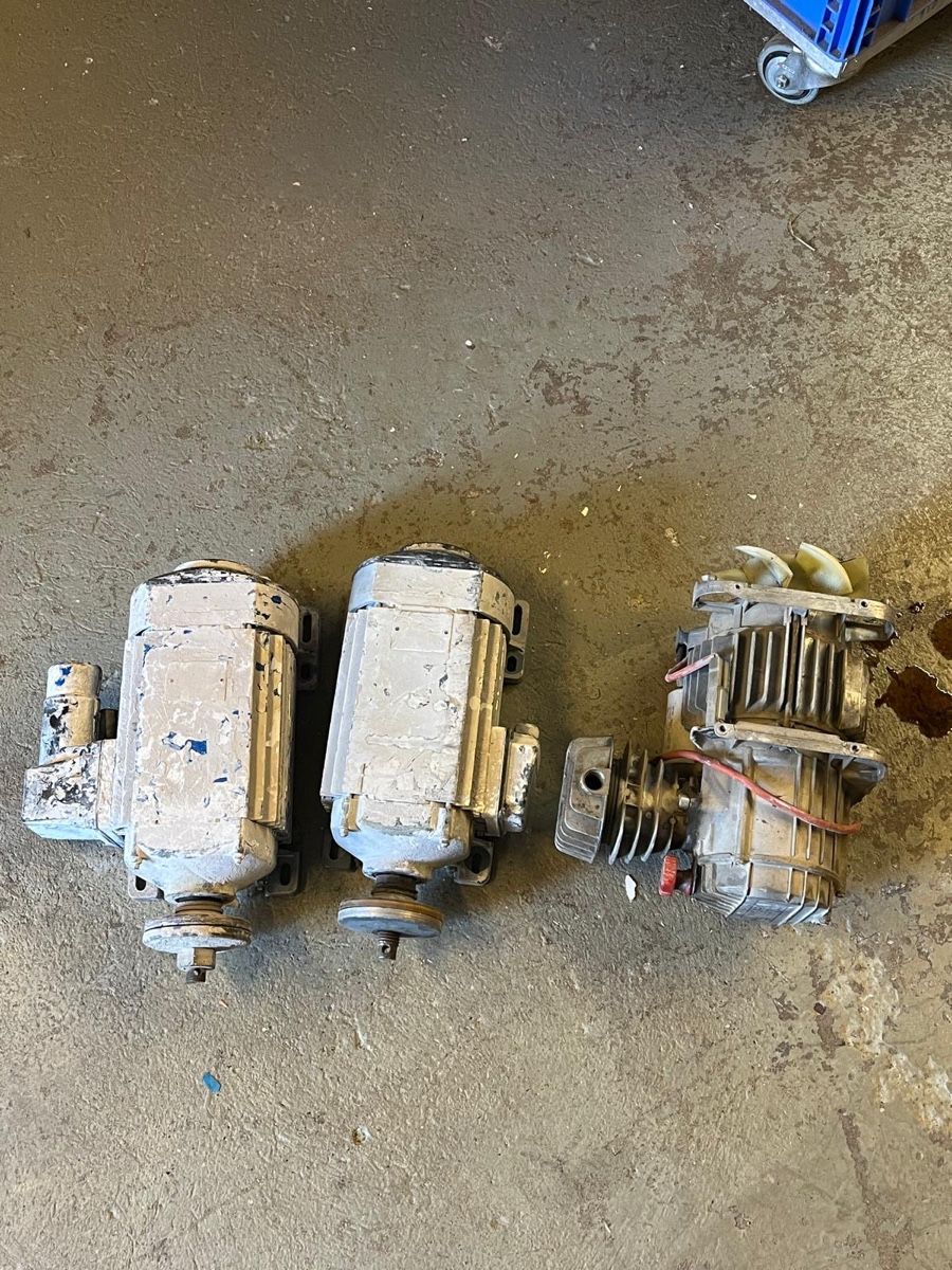 Pompe & Parti di ricambio: Pumpe Motoren Defekt siehe Bilder  – Difettoso da Wetzikon ZH venduto da Ledi07 3