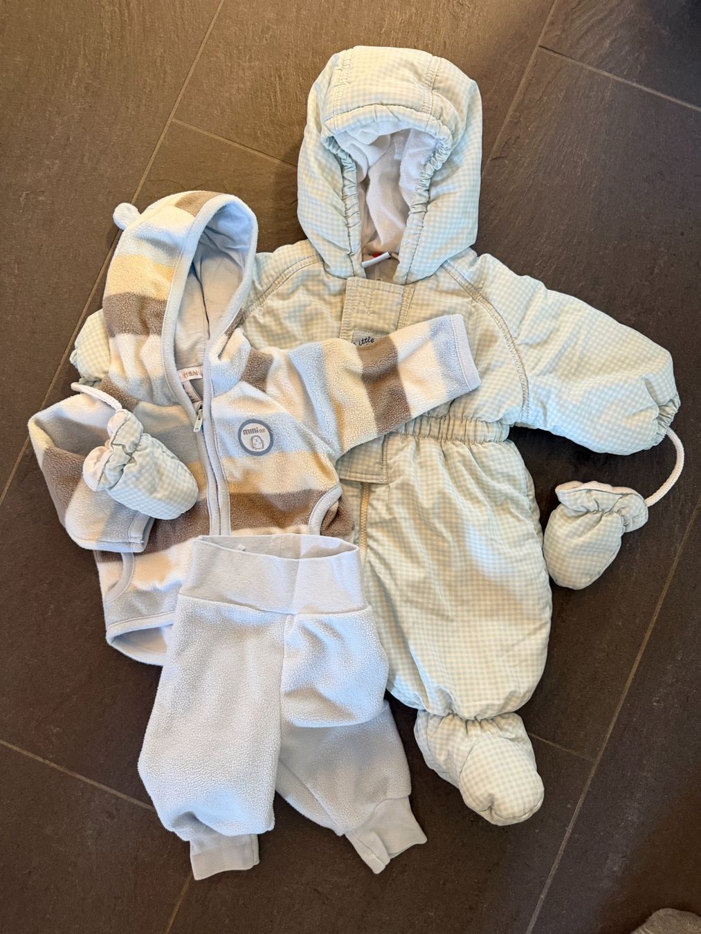 Lotti & Set di vestiti: Schneeanzug, Winterset Baby – Usato da Niedermuhlern venduto da ste_c5h9
