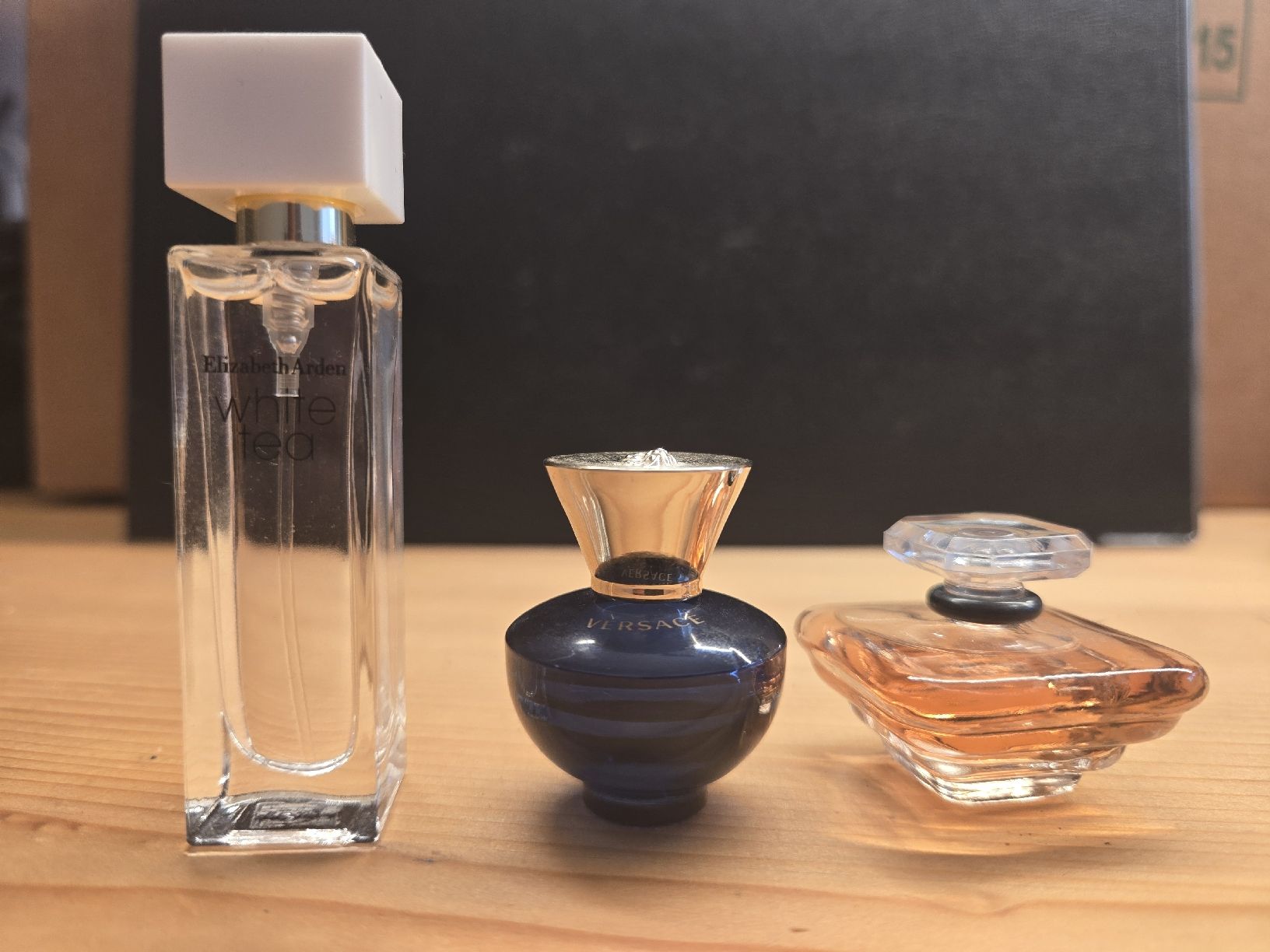 Parfum & Eau de Toilette: Mini Parfume – Neu (gemäss Beschreibung) aus St. Gallen von dan_w62f