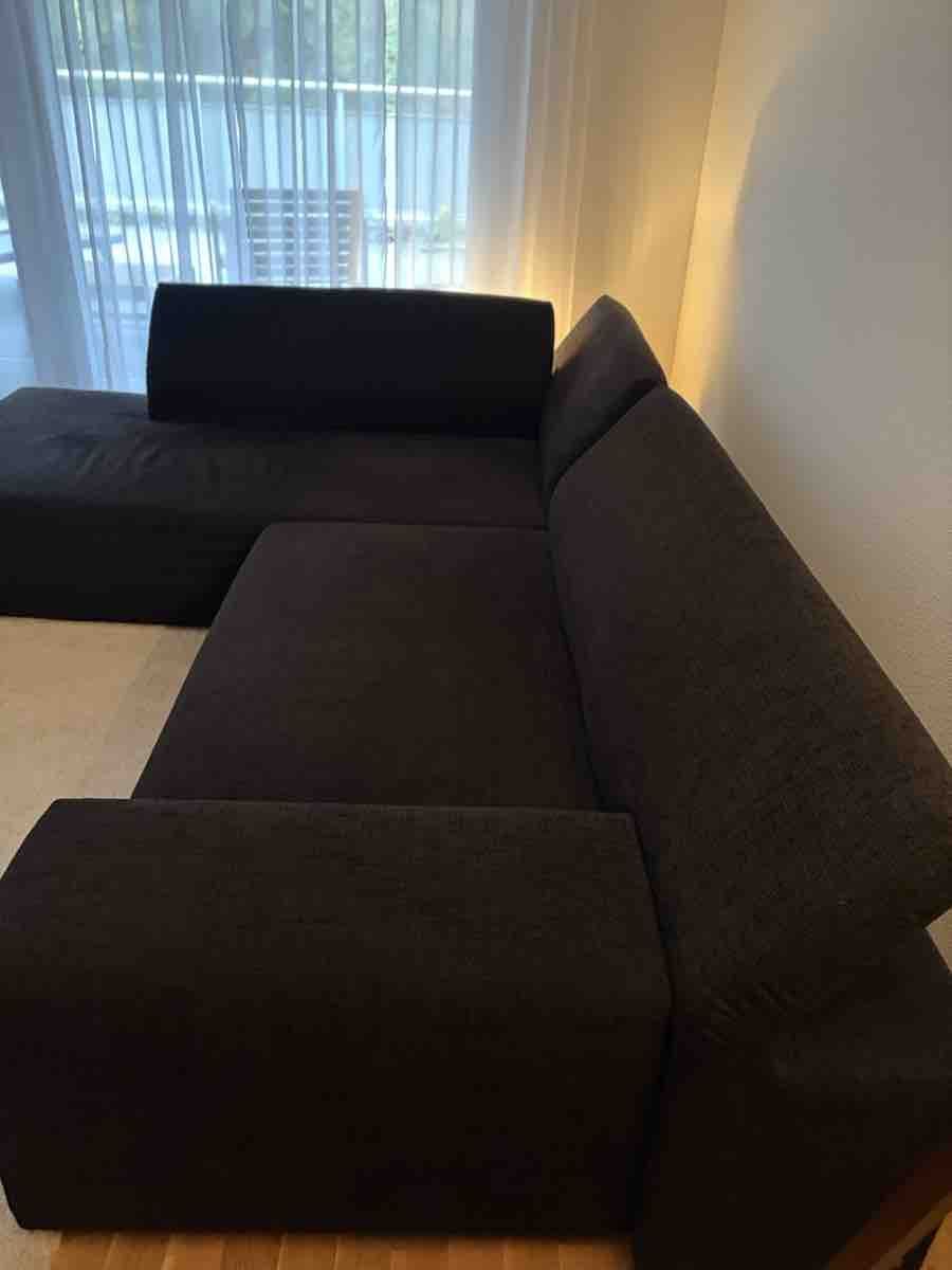 Interio Divani: Ecksofa Stoff schwarz mit Récammiere – Usato da Aarau-Rohr venduto da sunstar03 1
