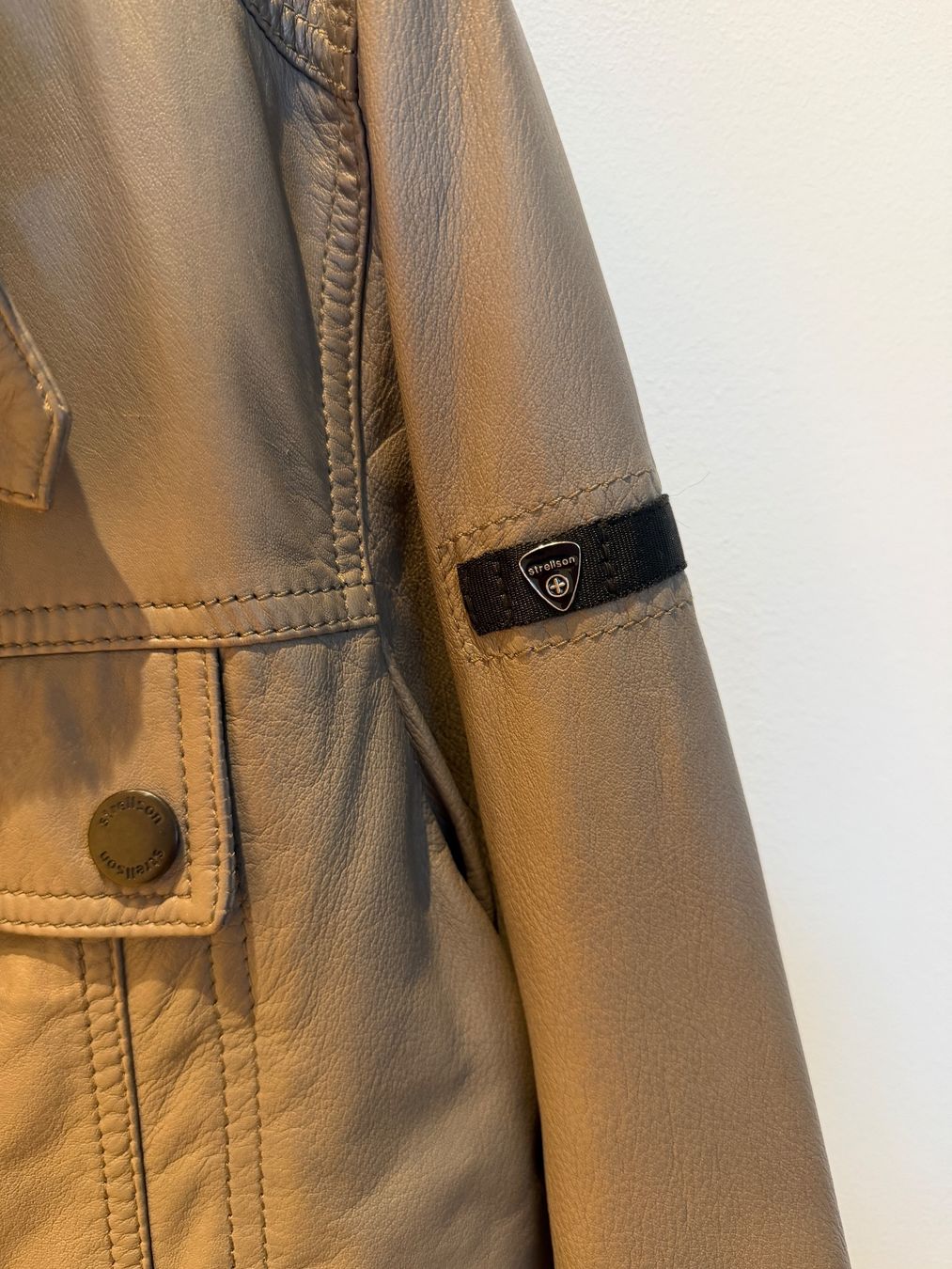 Strellson Jacken: Strellson Lederjacke Gr.50 – Gebraucht aus Zollikon von RAlessaL 1