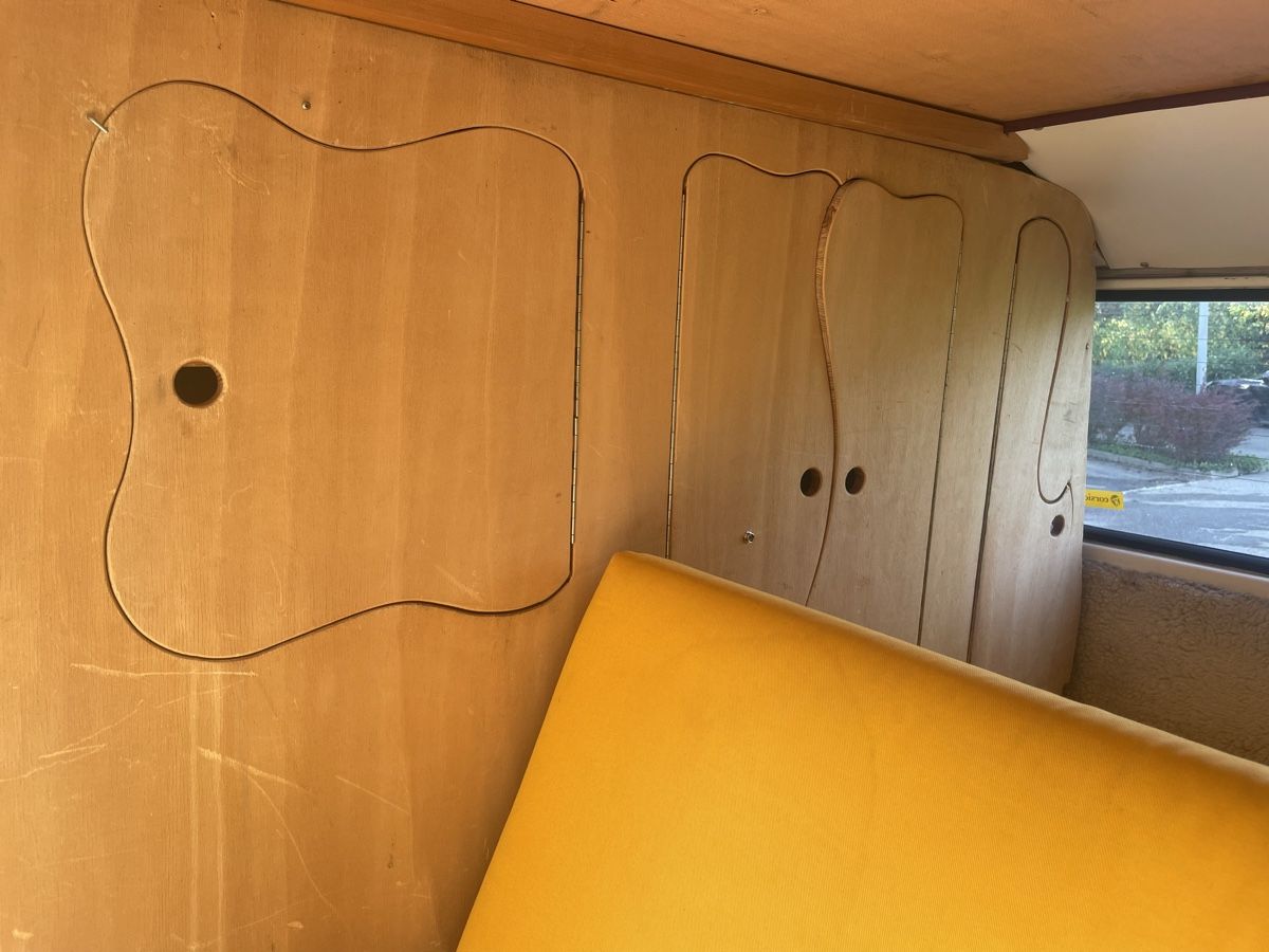VW Veicoli da campeggio: VW T2 Camper, restauriert – Usato da Rüfenacht BE venduto da nad_t77n 6