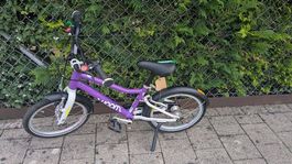 Woom 3 neuwertig! - 16 Zoll mit Seitenständer Schutzbleche