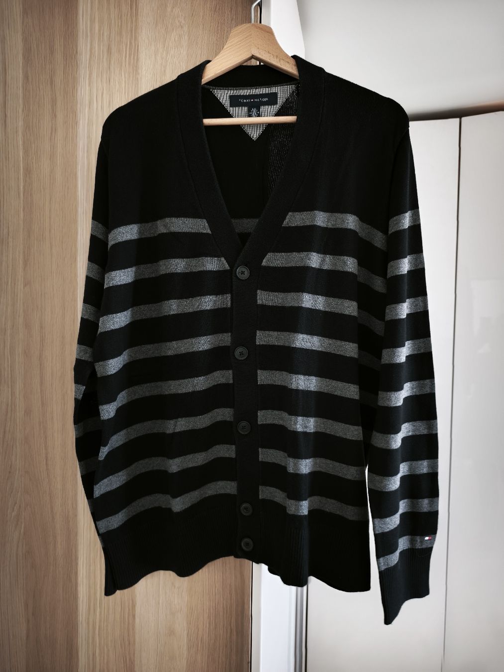 Tommy Hilfiger Maglioni & Felpe: Tommy Hilfiger Cardigan – Usato da Niederrohrdorf venduto da yan_zkz6