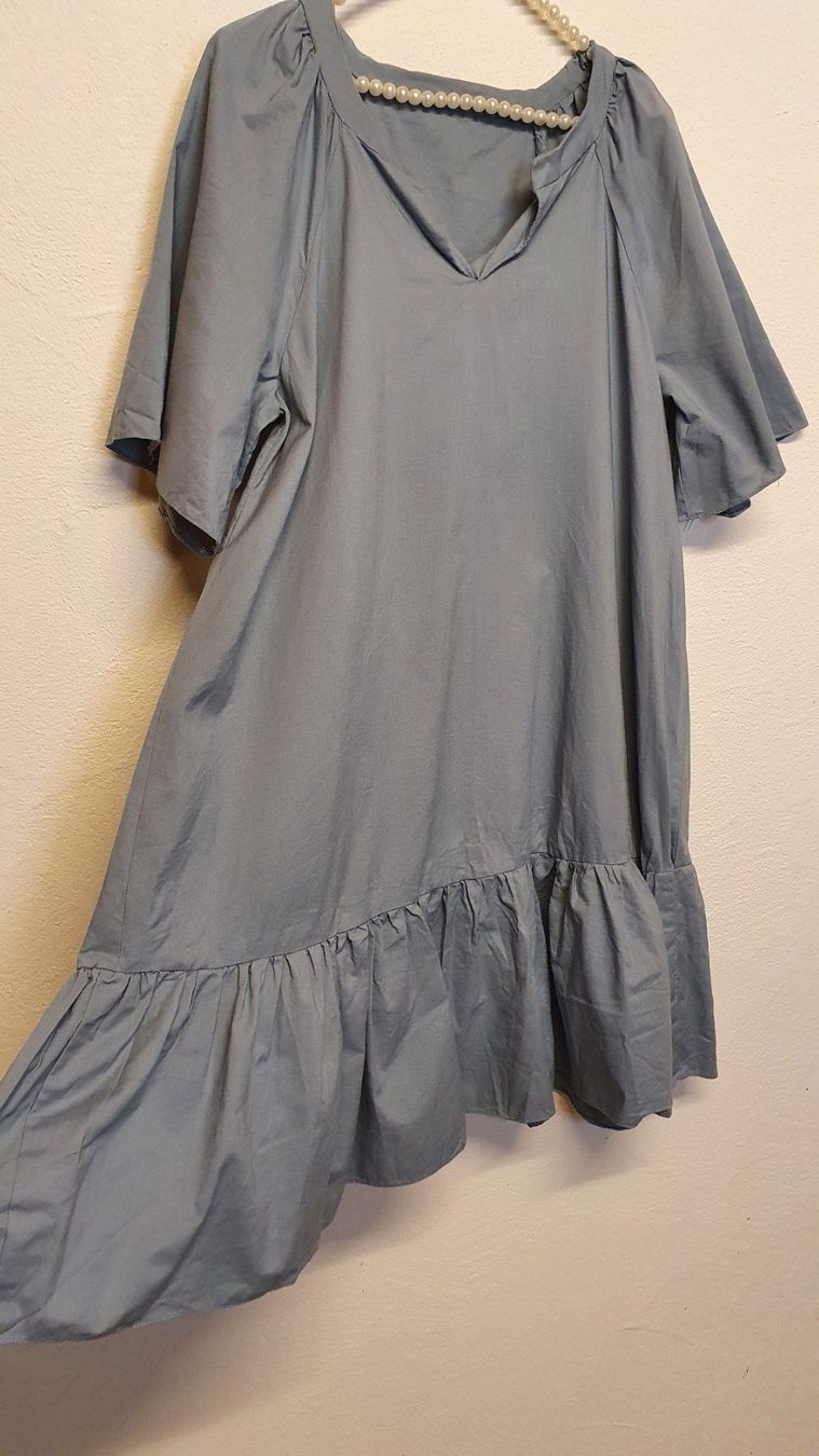 Kleider: 🌺Kleid Größe XL🌺 – Gebraucht aus Wald ZH von CapLux