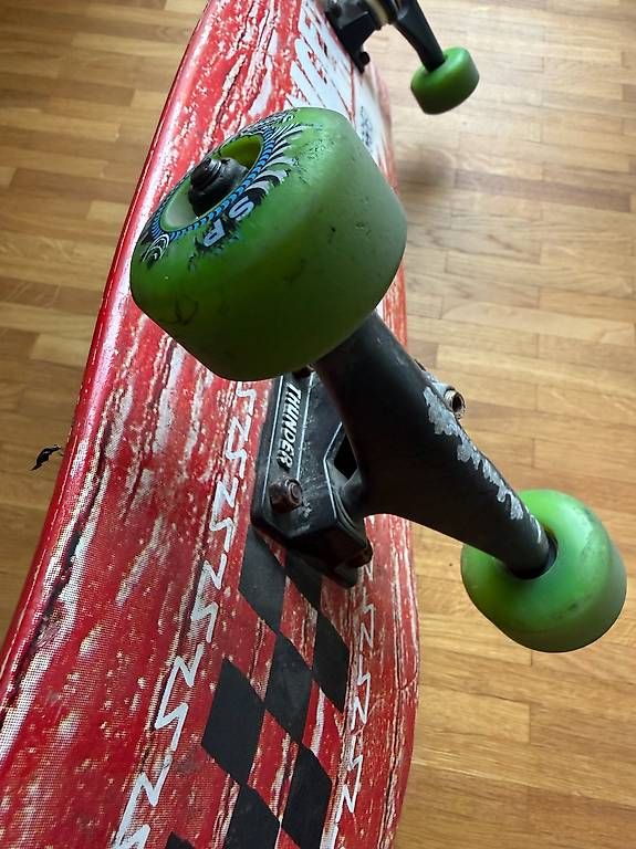 Skateboards: Skateboard – Gebraucht aus Giswil von Workstation 2