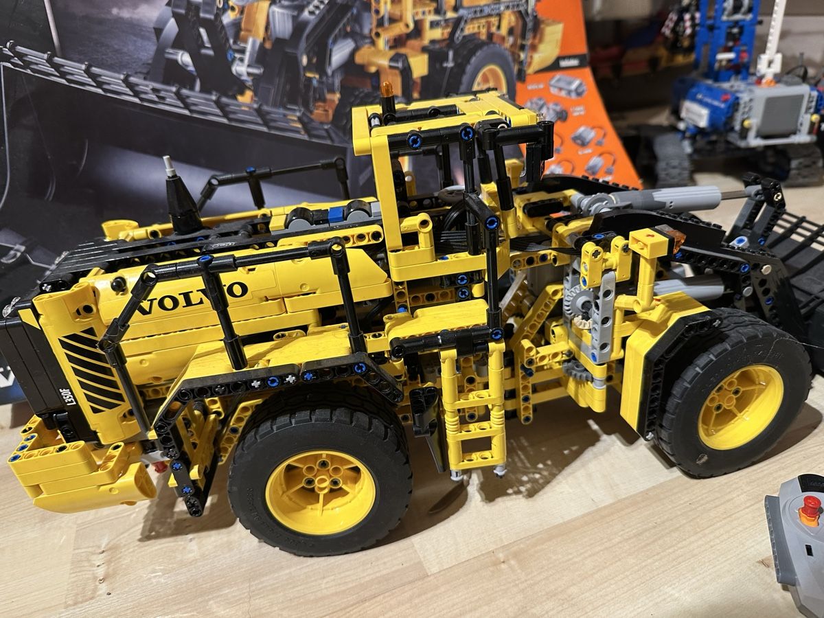 Lego Spielzeuge: Lego Technic, Volvo L350F Radlader – Gebraucht aus Grafstal von jes_t6s7 4