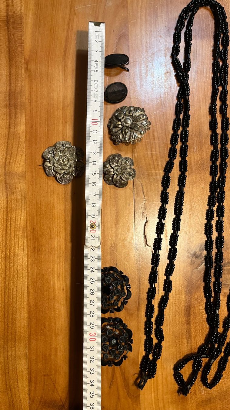 Altri gioielli: Trachtenschmuck – Usato da Bern venduto da daskannweg 1