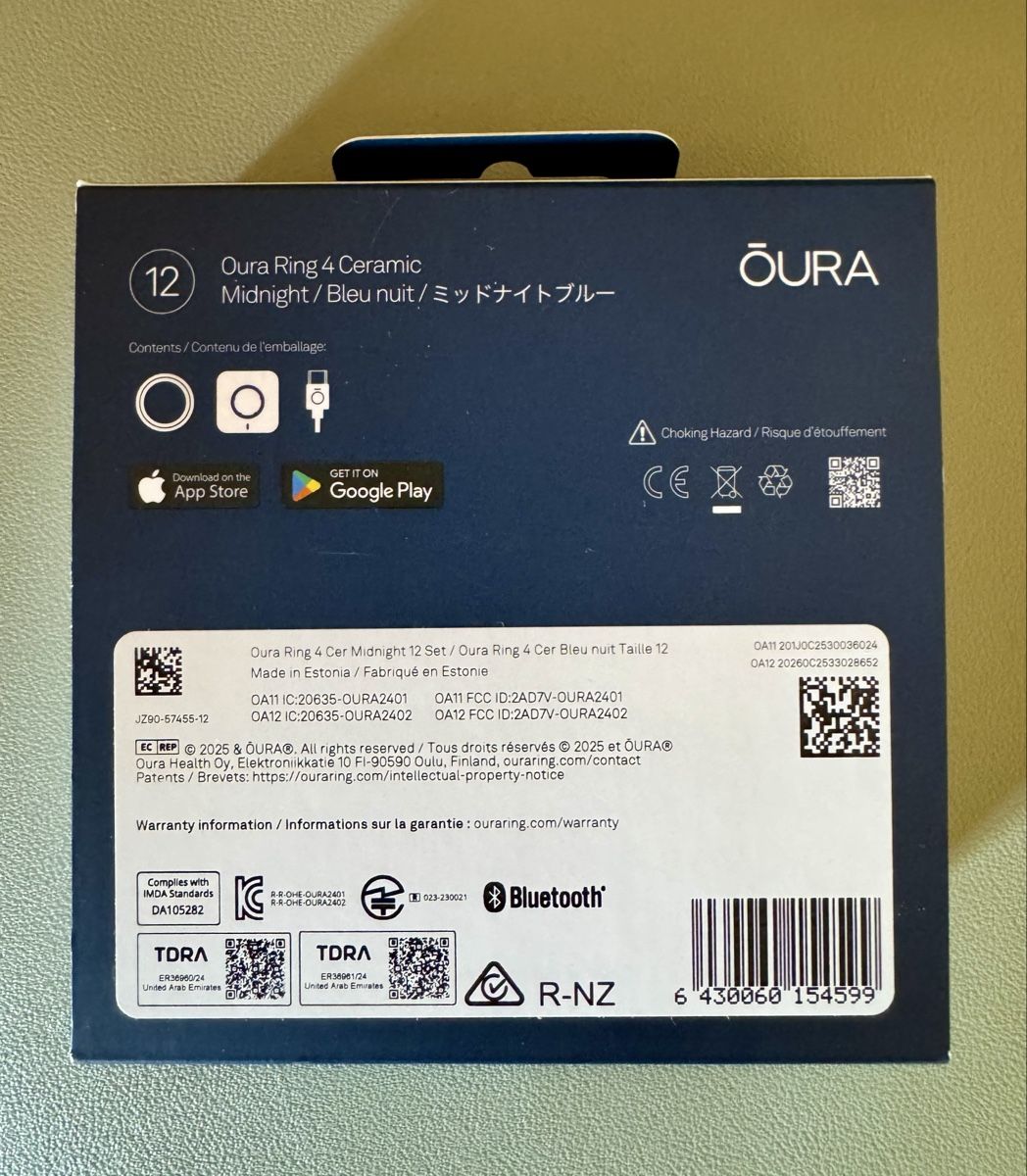 Oura Anelli: Oura Ring 4 Ceramic, Midnight - Size 12 – Nuovo e nell'imballaggio originale da Arzier-Le Muids venduto da sim_lp7v 1