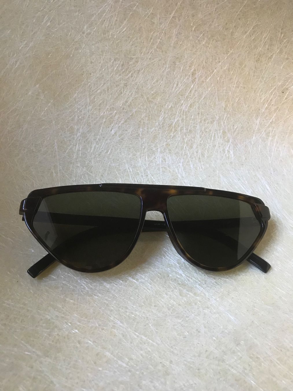 Dior Occhiali & Lenti: Lunettes de soleil Dior homme – Usato da La Neuveville venduto da e_perriard 1