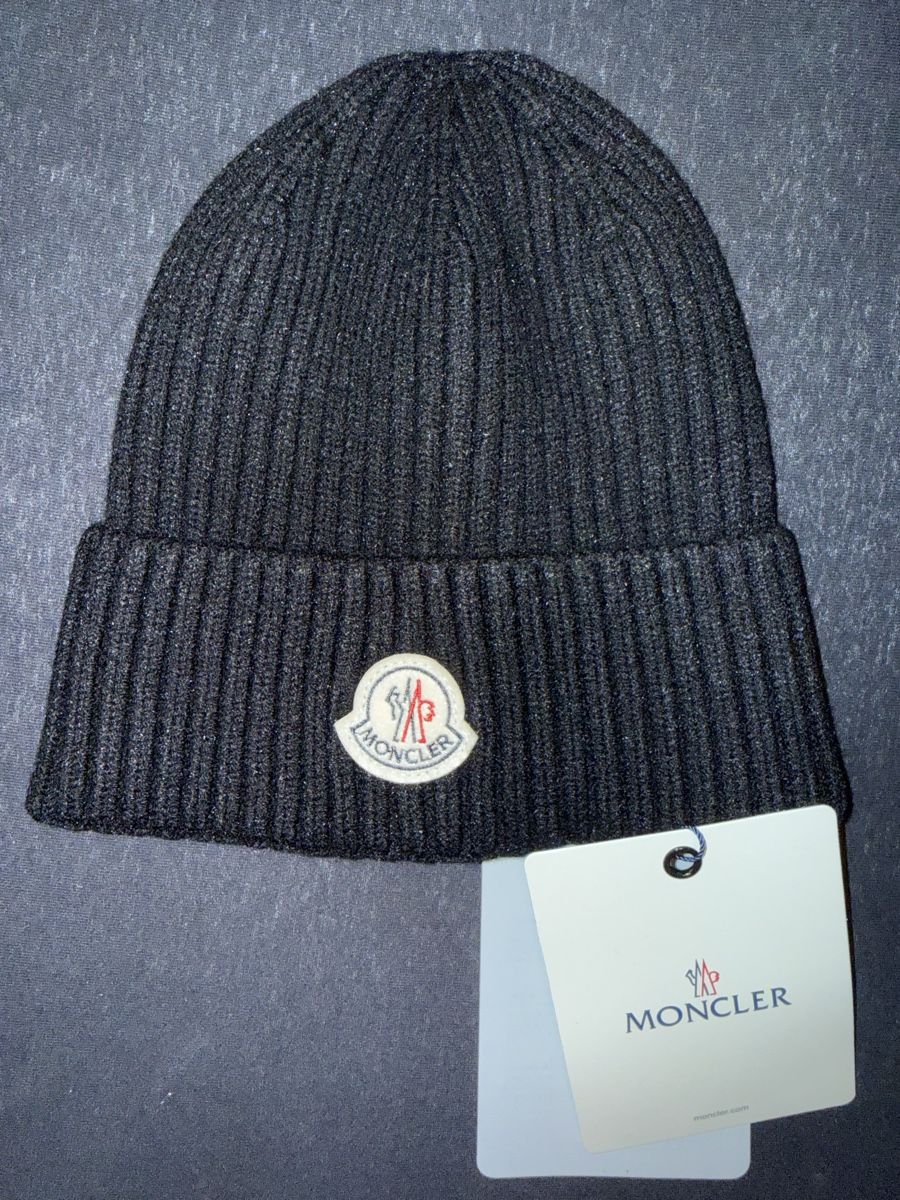 Moncler Copricapi, berretti & cappellini: Moncler Mütze schwarz – Nuovo (secondo la descrizione) da Wetzikon ZH venduto da shey7