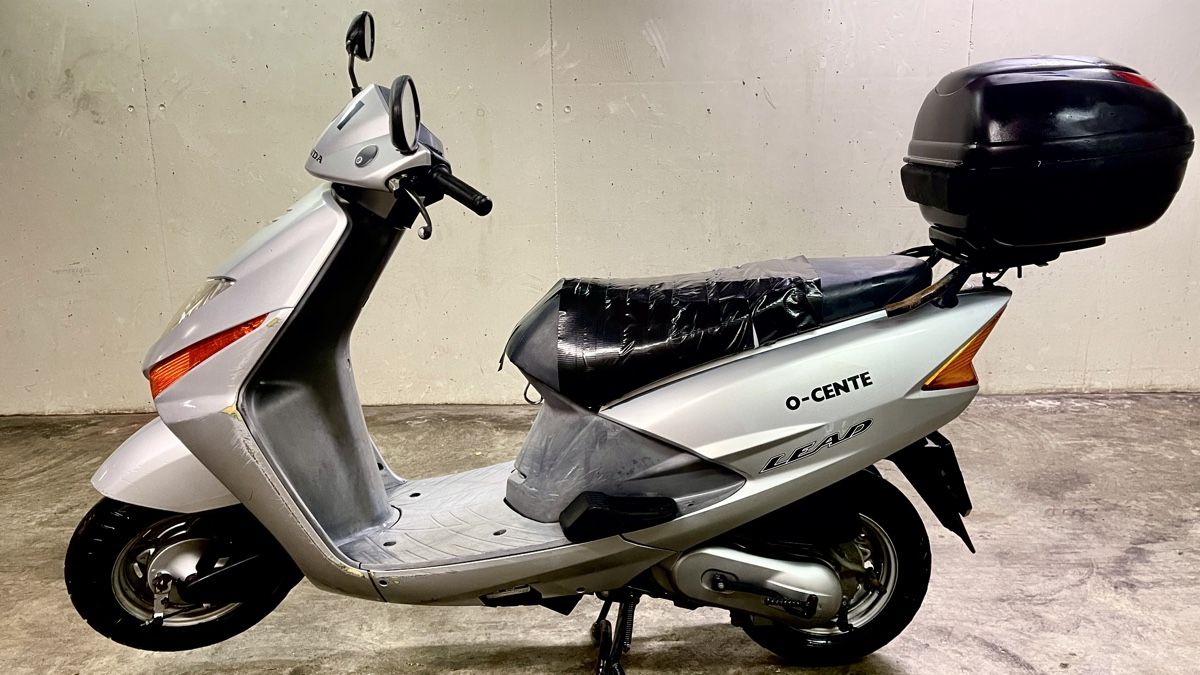Honda Scooter: Honda Lead 100cc Roller (gebraucht) – Difettoso da Muri b Bern venduto da Mustermann 6