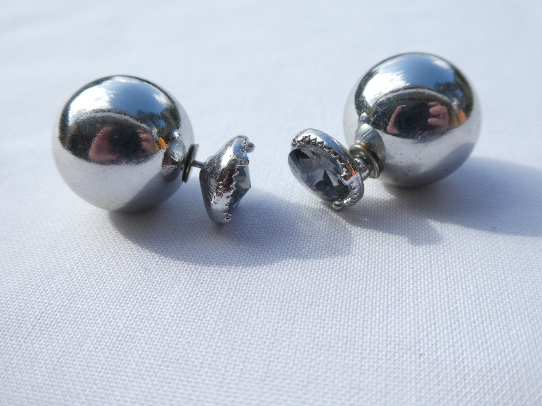 Ohrringe & -stecker: Ohrstecker mit Zirkonie als Verschluss, Modeschmuck – Gebraucht aus Gattikon von kaandooh 1