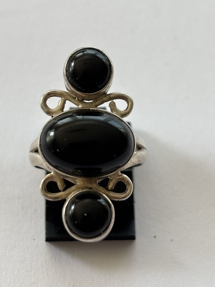 Anelli: Silberring Onyx 3-Steine  925  – Usato da Langnau am Albis venduto da flusspflege