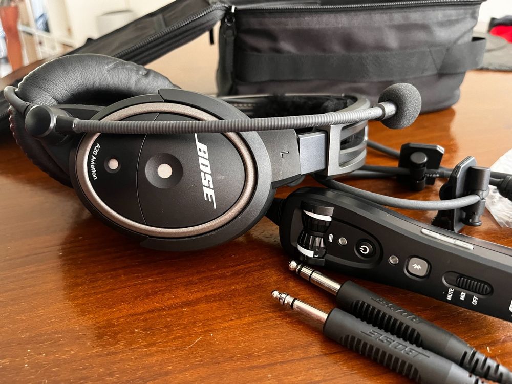 Bose A20 Aviation Headset with Bluetooth Neu Kaufen auf Ricardo